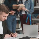 Direito à Educação Digital e Curso de Direito Digital: Preparando Advogados para o Futuro