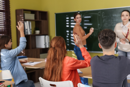 Projeto Educativo em Cuiabá Reforça Formação Cívica de Estudantes por Meio de Cooperação Institucional